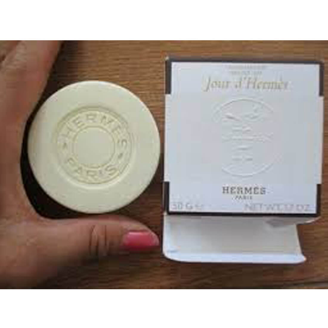 Hermes Jour D’Hermes & Terre D’Hermes Perfumed Body Bath Soap Combo For Women & Men 50g Each